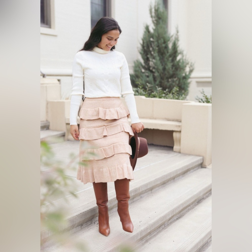 Dainty Jewells A Darling Day Sweater Skirt NWT Size Medium Ruffle Layer Beige - Picture 2 of 6